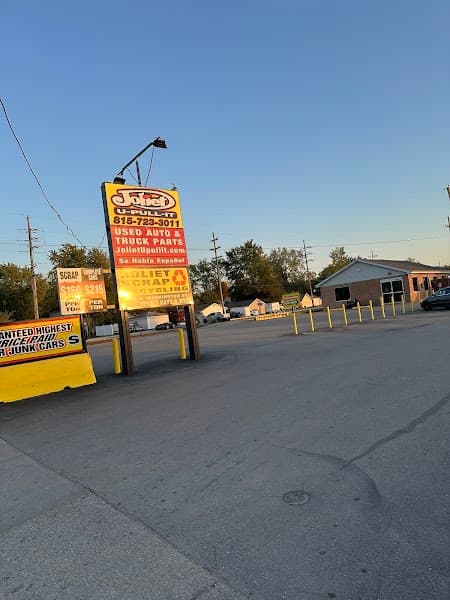 Joliet U-Pull-It at 1014 E Washington St, Joliet, IL 60433